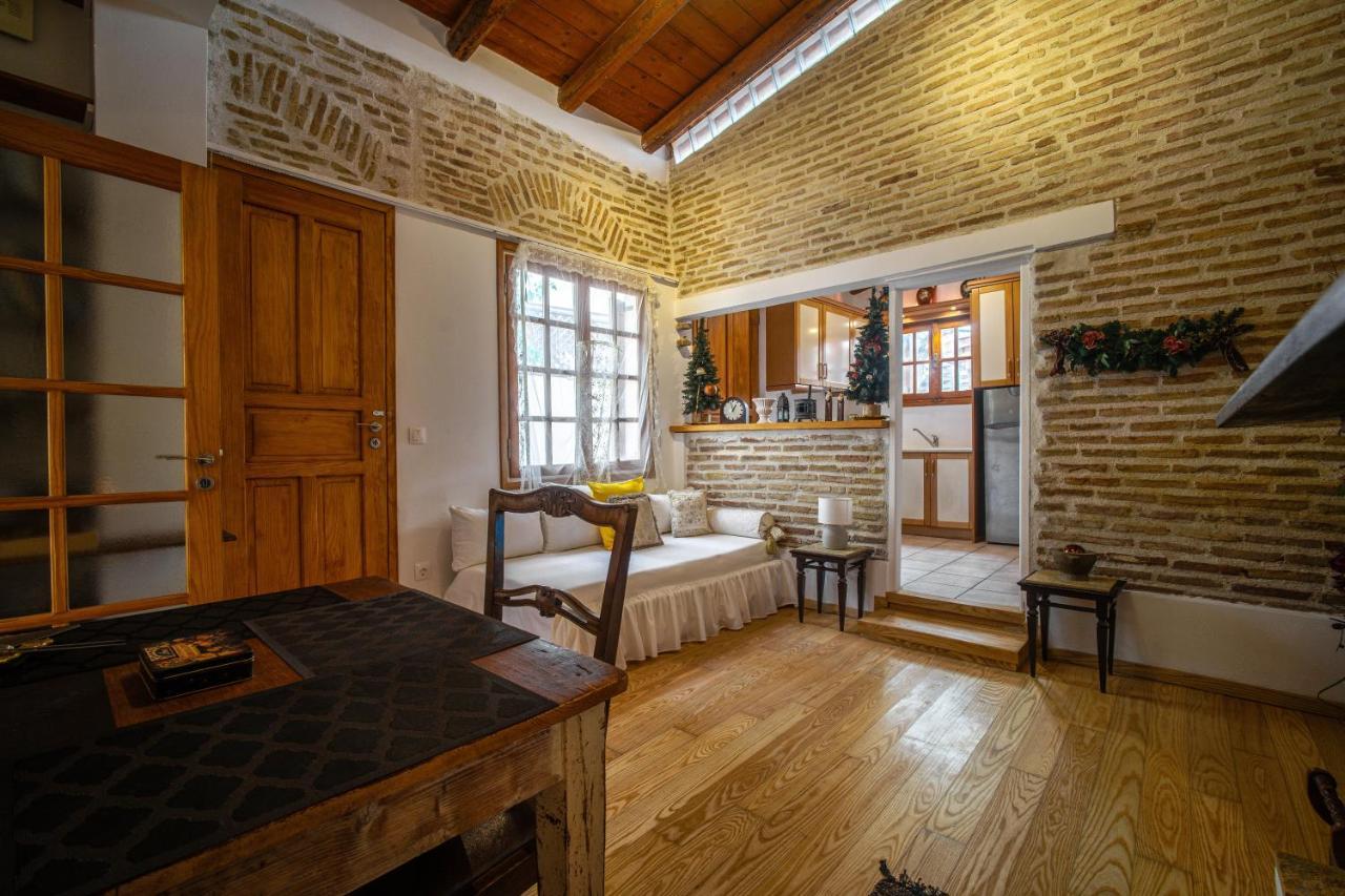Luxurious Villa At Mets 아테네 외부 사진